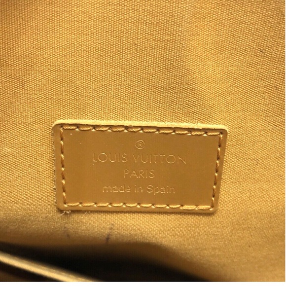 Louis Vuitton Bags - Picture 16 of 16